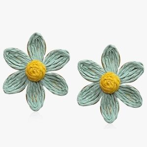 Pretty & Feminine Light Green Boho Floral Rattan Earrings- NEW!